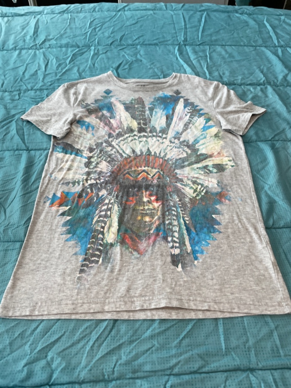 A/E Graphic Feather Headdress Tee in Heather Gray W Blue Accents Womens S/P/CH